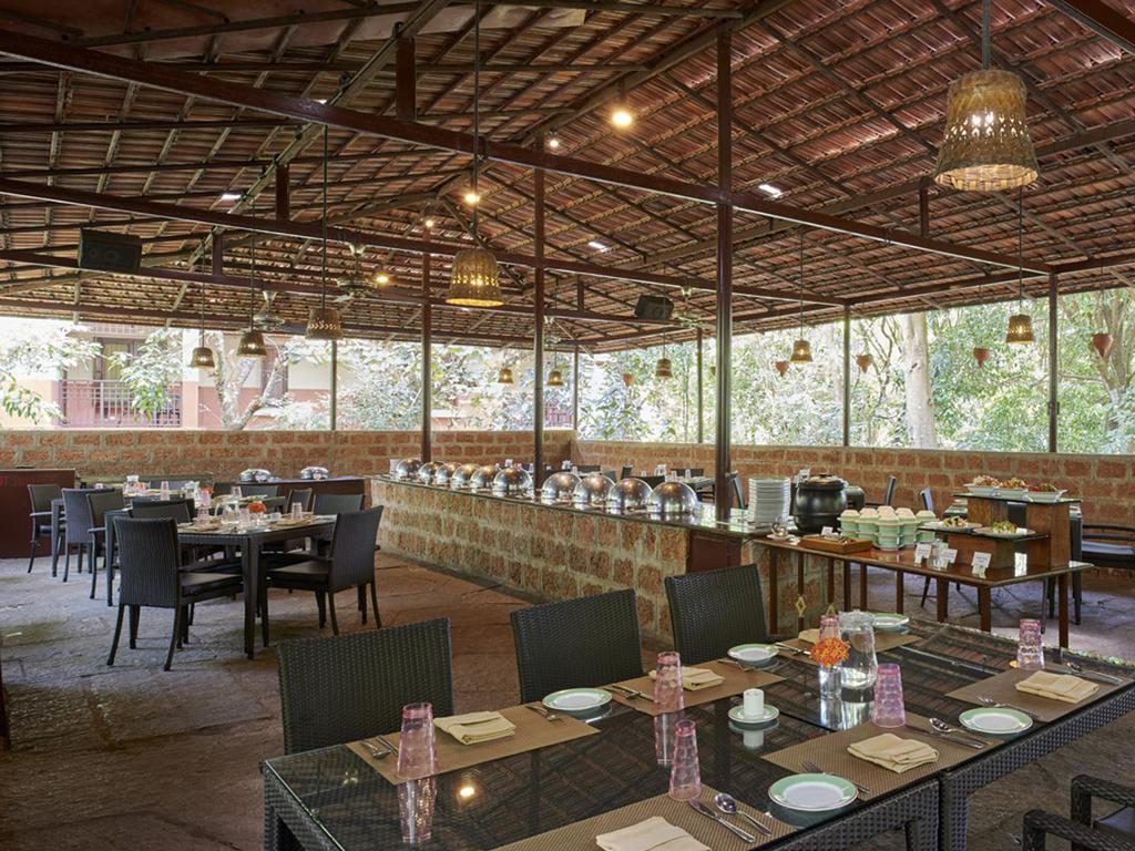 Hotel Club Mahindra Madikeri, Coorg Exterior foto